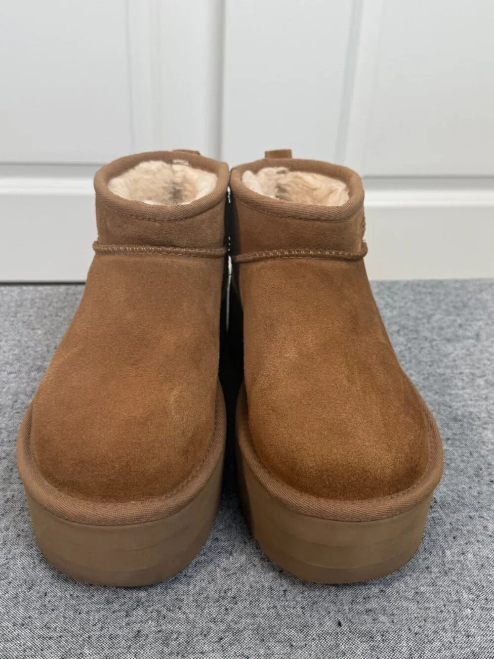 UGG overlock stitch